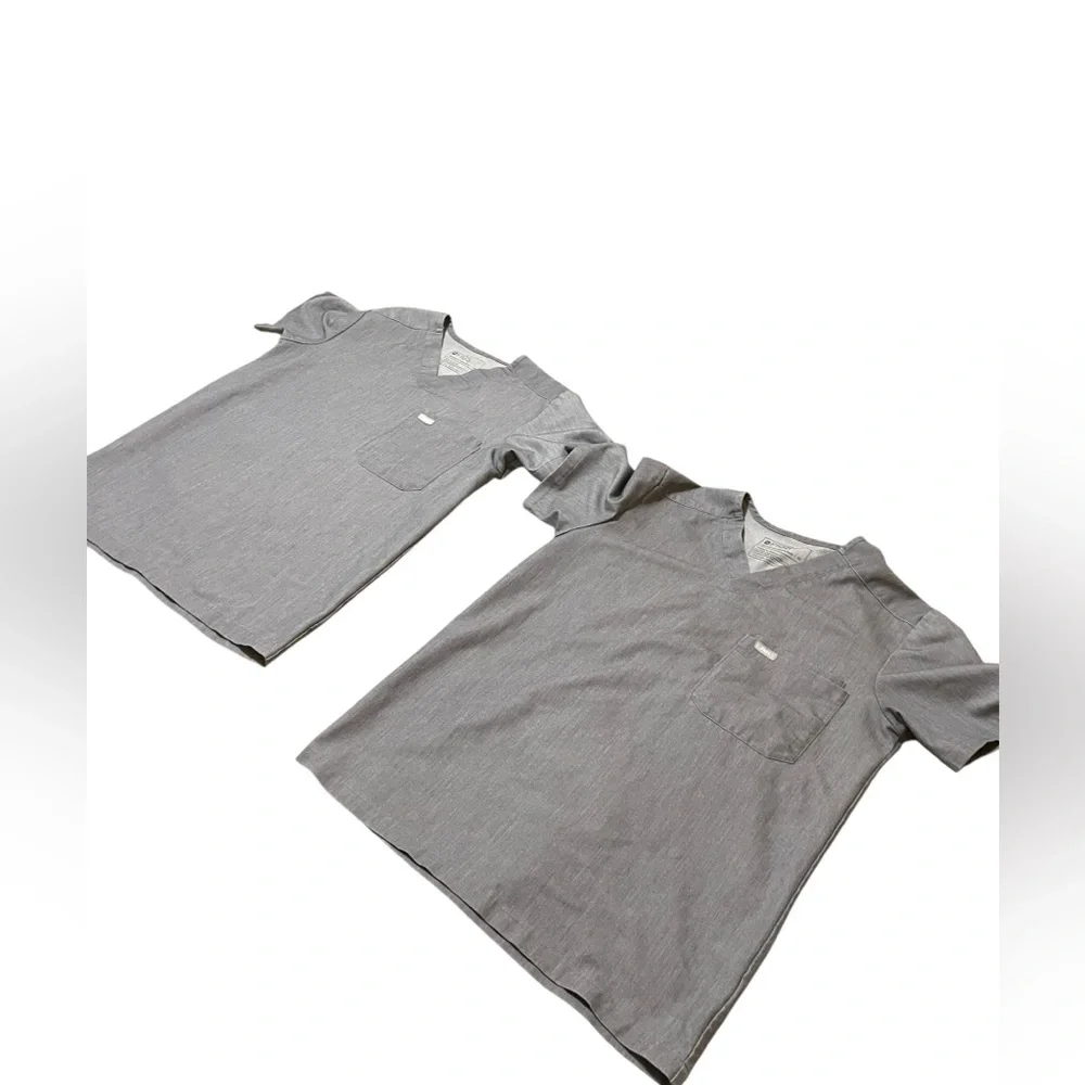 💙BUNDLE Figs Charcoal V-Neck Scrub Top - Picture 2 of 12